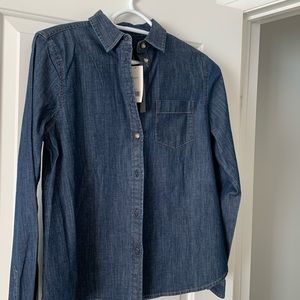BNWT Banana Republic denim shirt in XS